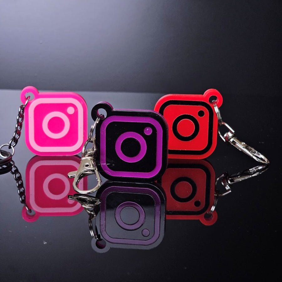 Social Media Digital Keychain Tap to Share | NFC Tag Keychain - Marca Fina Laser Creations - 