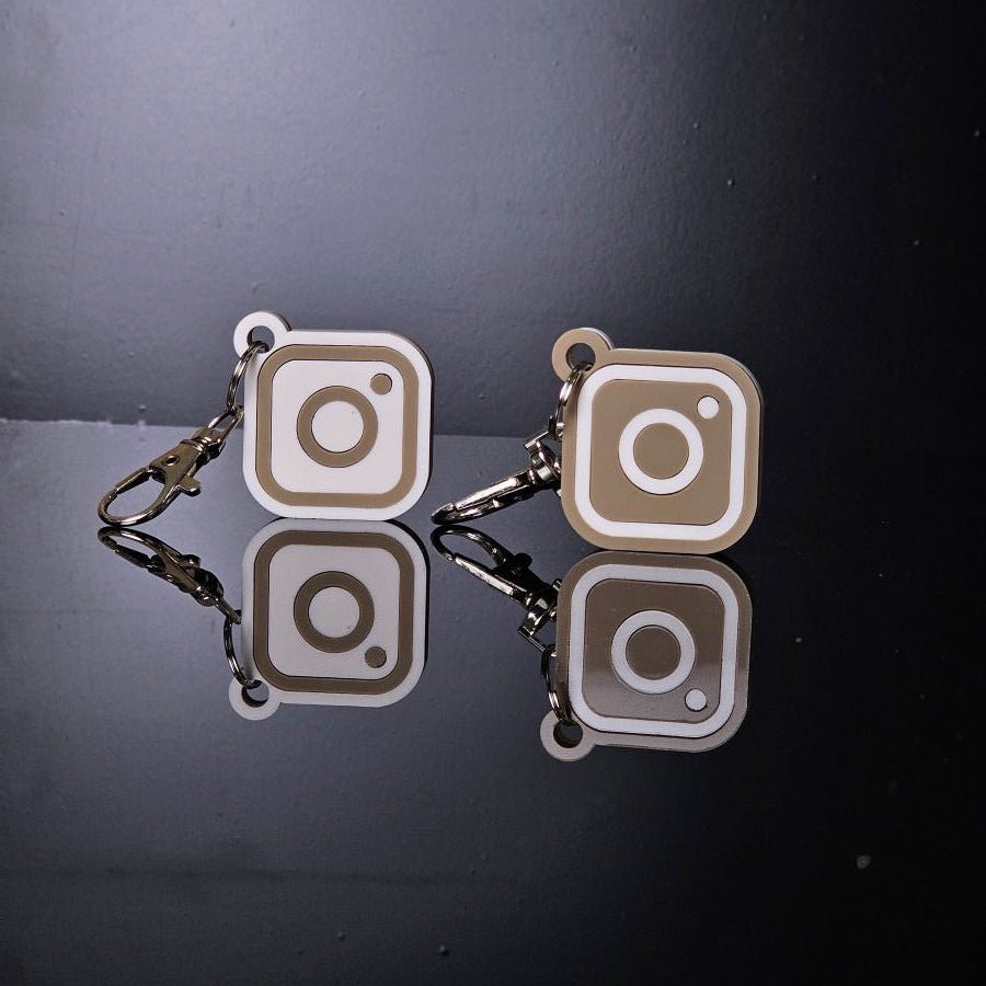 Social Media Digital Keychain Tap to Share | NFC Tag Keychain - Marca Fina Laser Creations - 